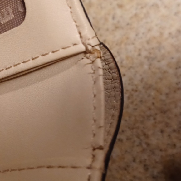 🐾Kate Spade Cream Women's Wallet🎉 - Picture 11 of 12